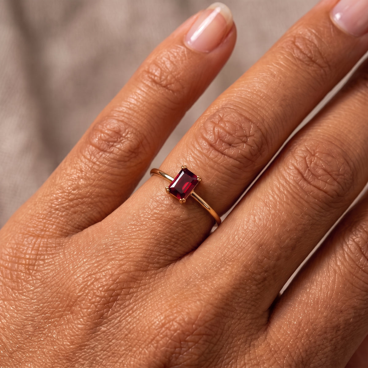 Adjustable BirthStone Ring "Elia"